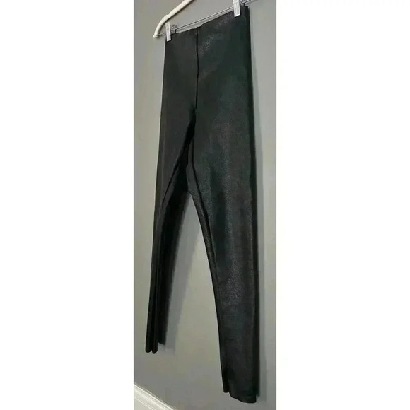 Mario Serrani Women's Faux Leather Leggings (409) - Picture 4 of 10